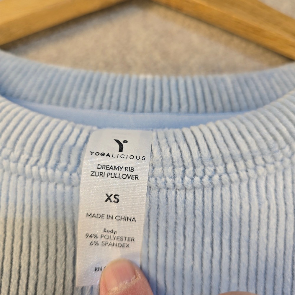 Yogalicious Dreamy Rib Zuri Pullover Thunderstorm Blue XS 1902LPY New - Picture 2 of 5